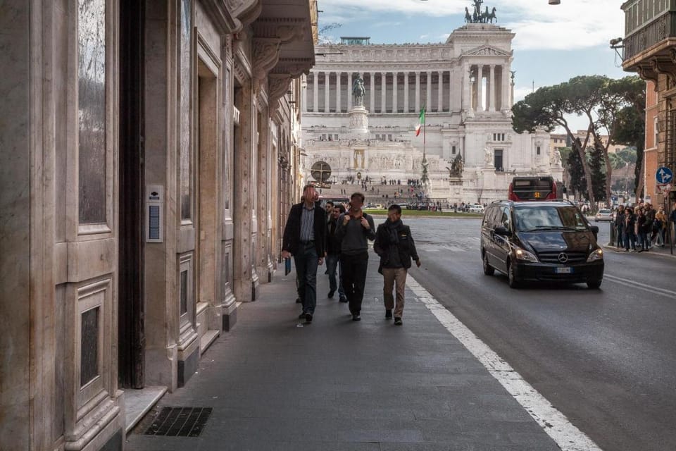 Amazing Suite Piazza Venezia Apartment in Rome