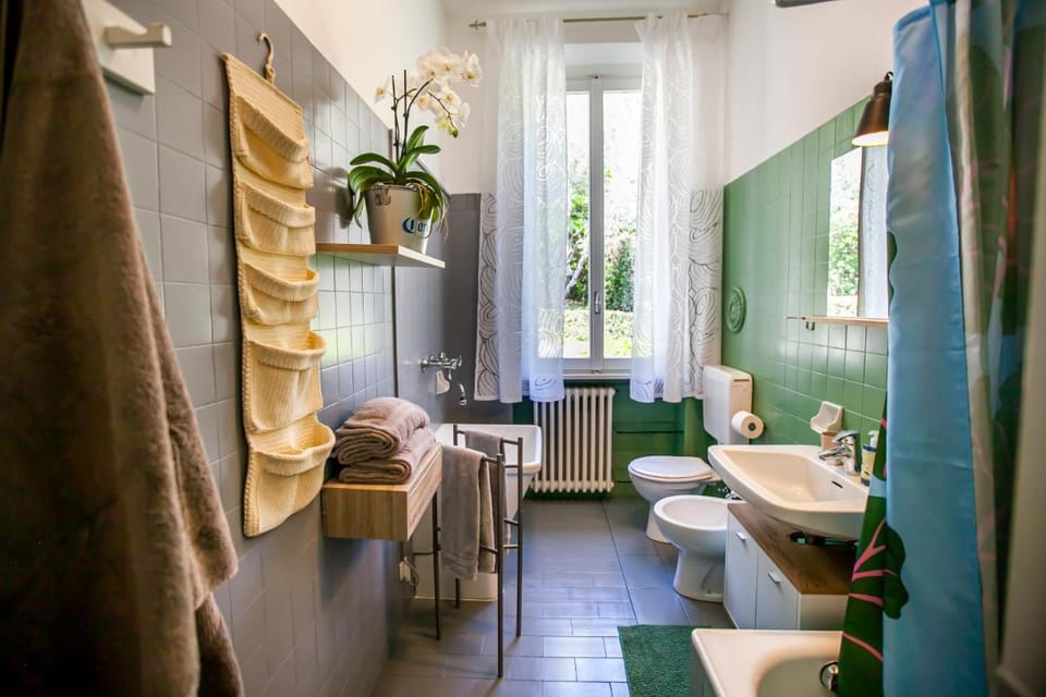 Darsena di Riva Grande Bed and Breakfast in Moltrasio