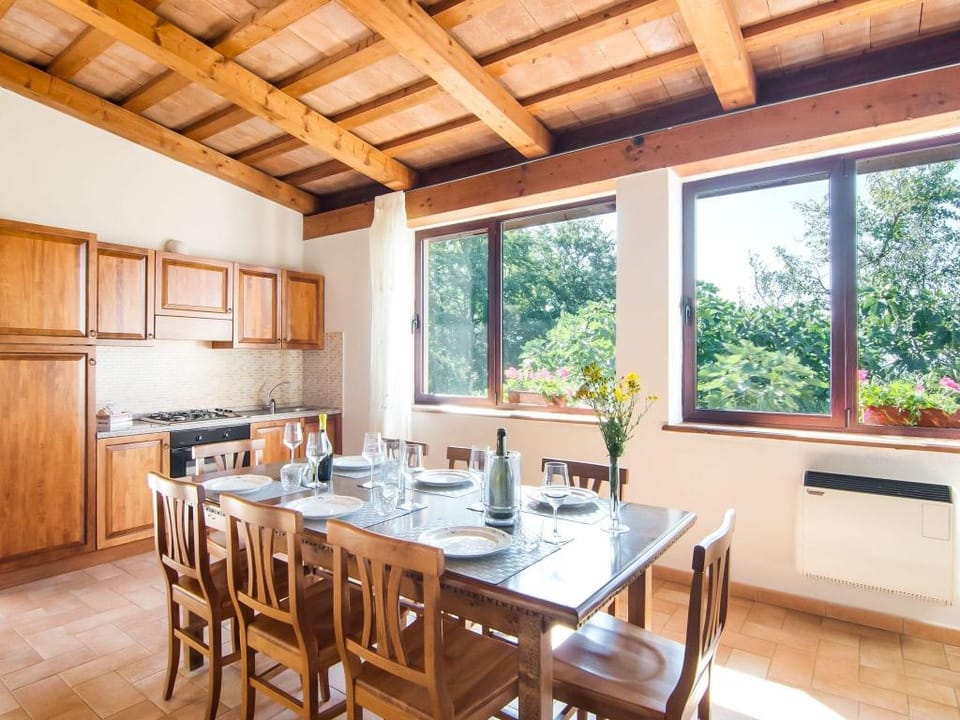 Farmhouse in Marche with Panoramic Views Vacation rental in Umbria