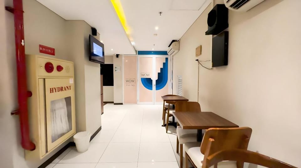 Subwow Hotels Hostel in Bandung