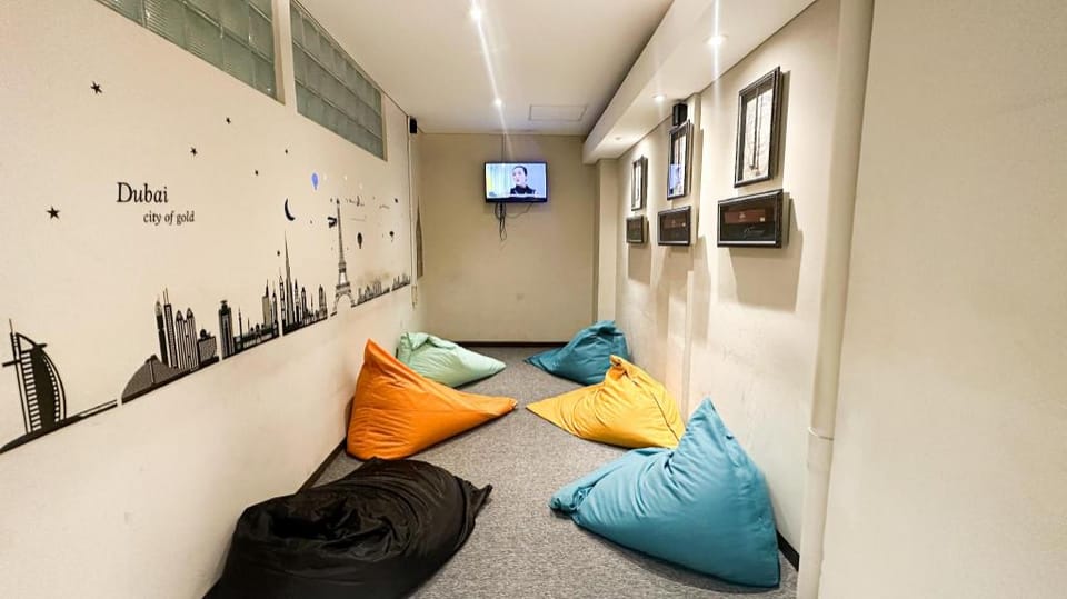 Subwow Hotels Hostel in Bandung