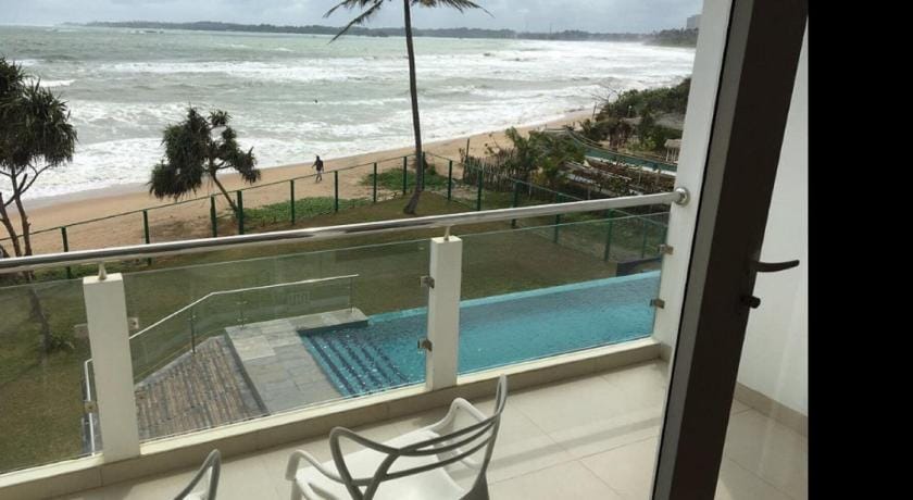 Twenty-Two Weligambay Resort in Mirissa