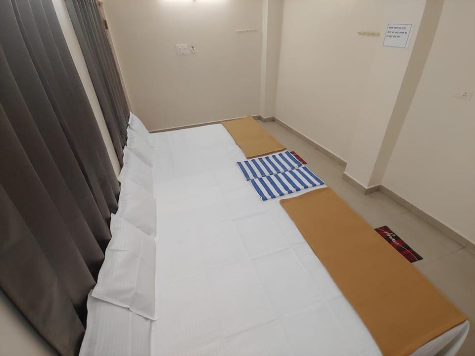 Ambai Guest House Lodge in Karnataka