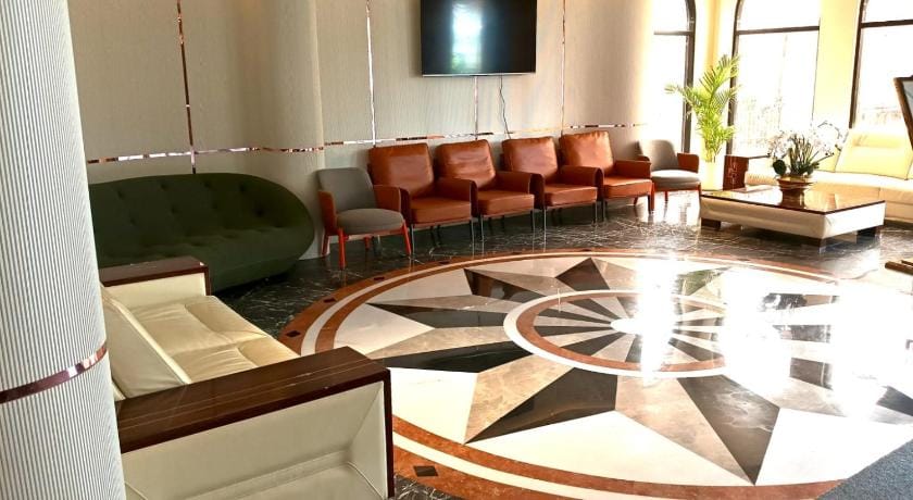Hotel Golden Amulya Restwings Hotel in Bengaluru