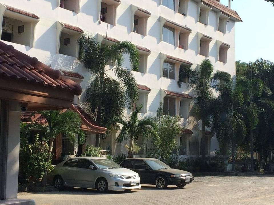 Earth Mansion Sai 5 Hotel in Thailand
