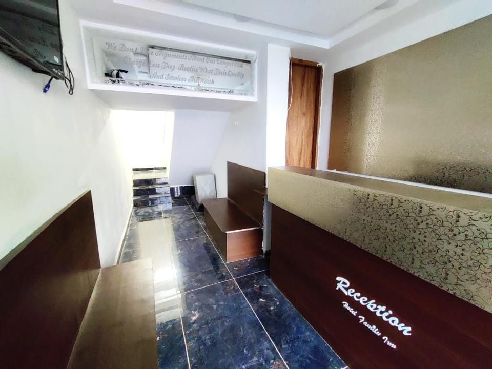 Hotel Family inn Hotel in Maharashtra