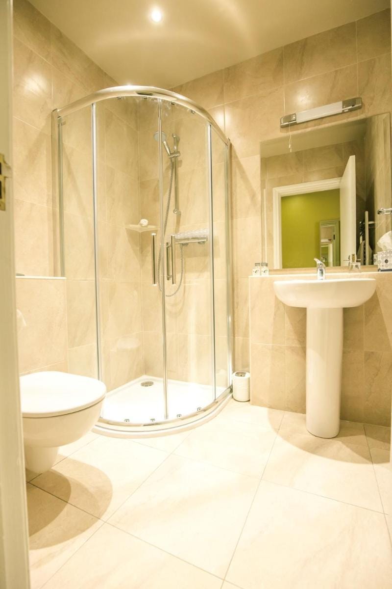 Mc Kevitts Village Hotel Hotel in Carlingford