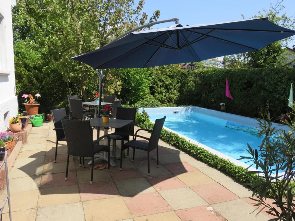 Pension Säntisblick Bed and Breakfast in Meersburg