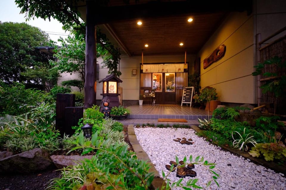 Yufuin Waraneko no Yado Hotel in Japan