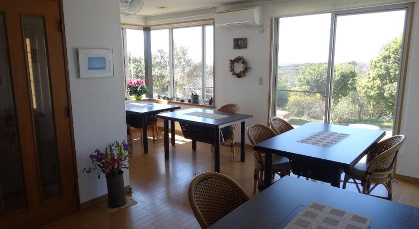 Hillside Inn Sirocco Bed and Breakfast in Chiba Prefecture