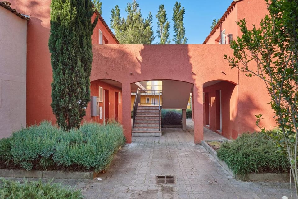 Résidence Odalys Le Village Camarguais Les Gardians Apartment hotel in Arles