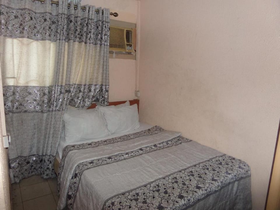 Maxton Suites Annex Hotel in Lagos