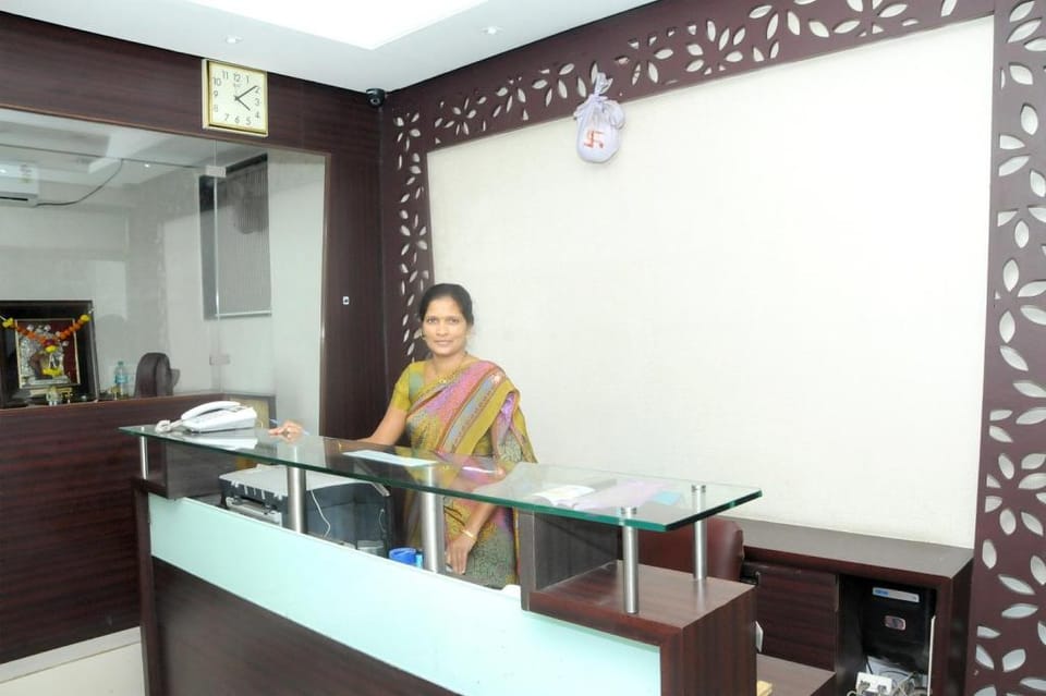 Hotel Tanwani Hotel in Karnataka