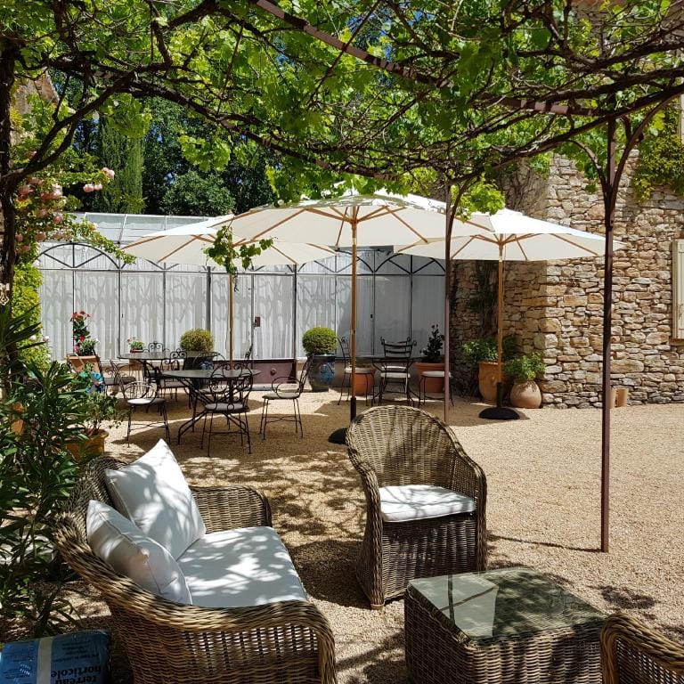 Le Mas Vigneron Hotel in Gordes