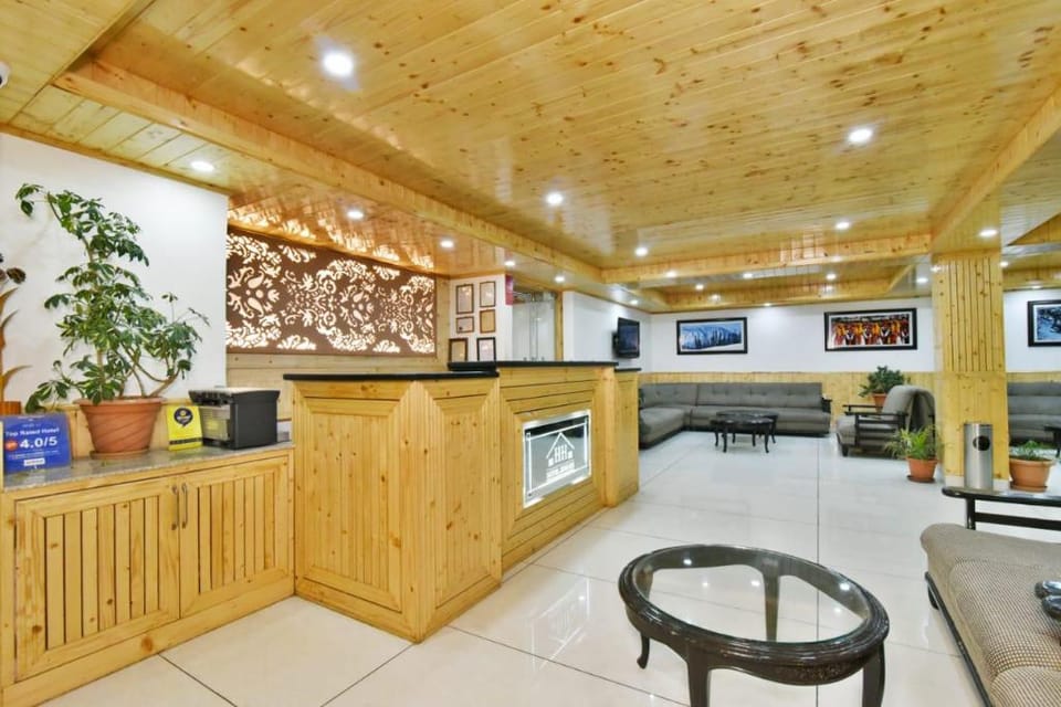 HOTEL HIMGIRI Hotel in Manali