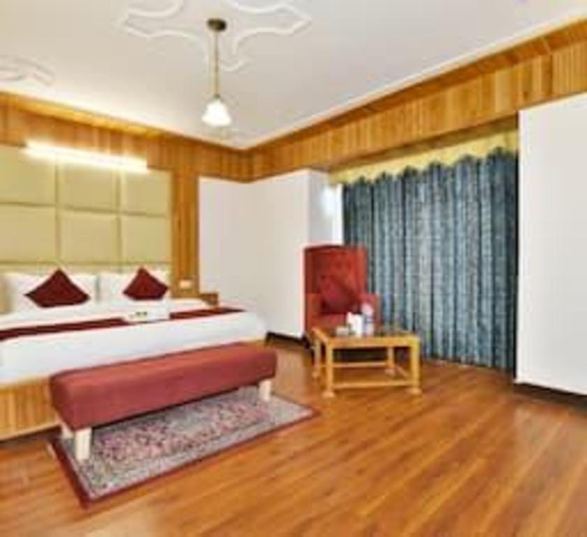 HOTEL HIMGIRI Hotel in Manali