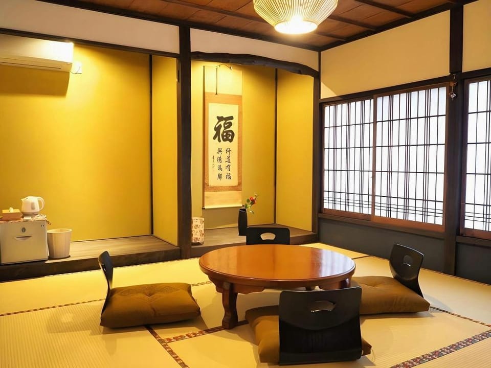 SAMURISE KURA Bed and Breakfast in Shizuoka Prefecture