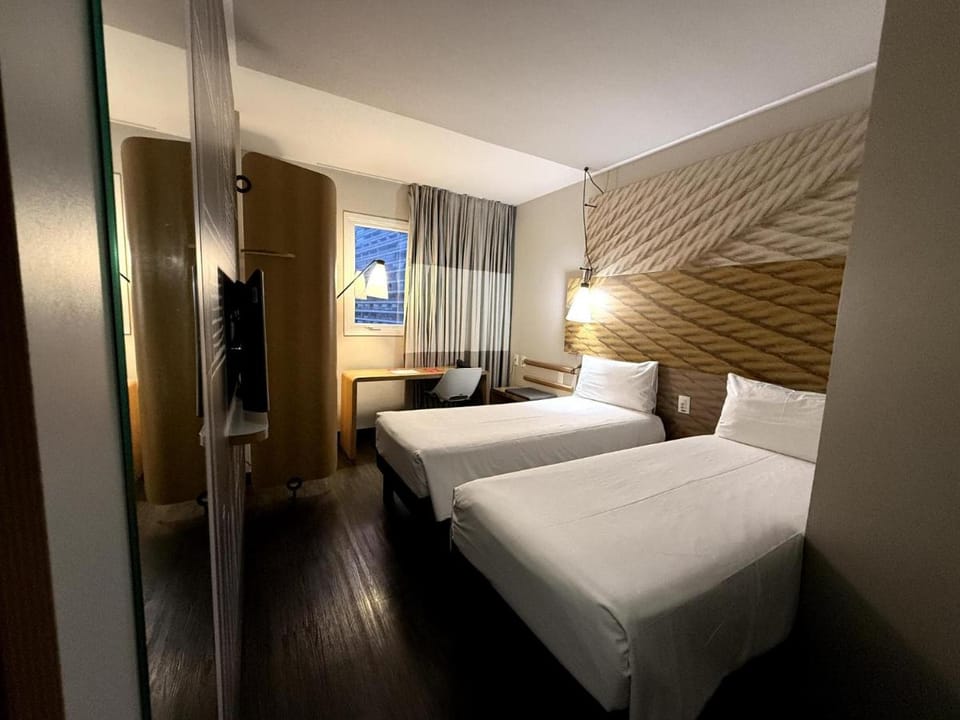 Ibis Sao Paulo Ibirapuera Hotel in Sao Paulo City