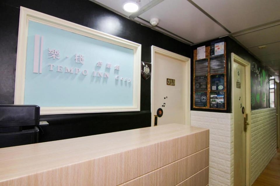 Cozy Inn - Jordan Station Bed and Breakfast in Hong Kong