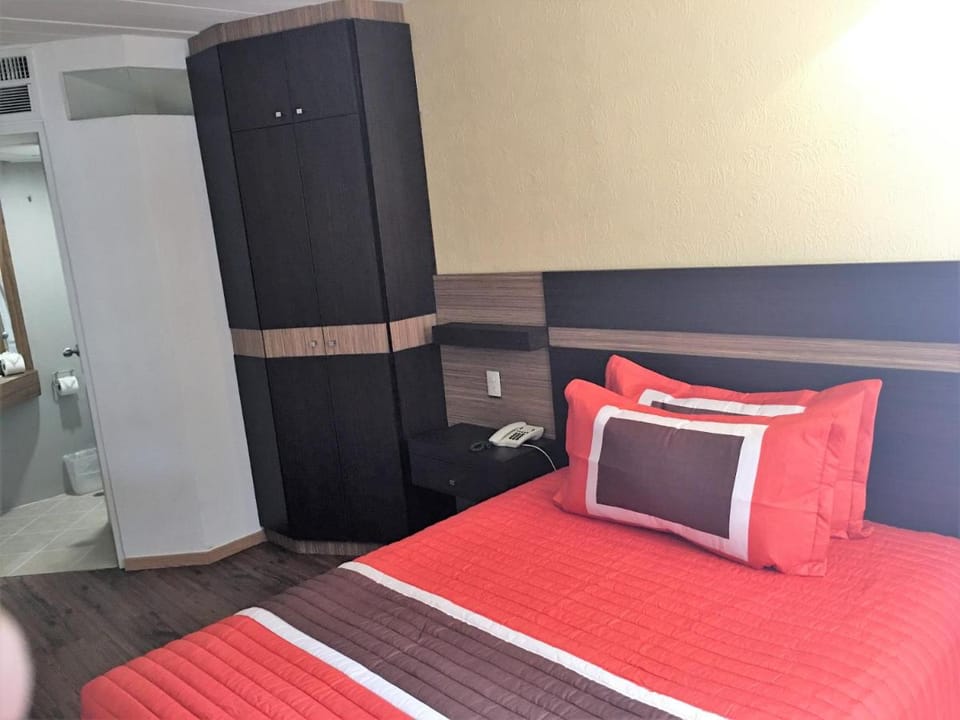 Ibeurohotel Expo Hotel in Guadalajara