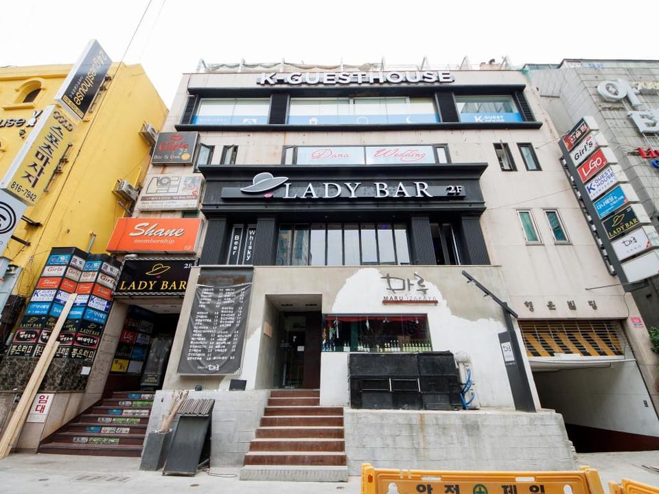 K Guesthouse Seomyeon Bed and Breakfast in Busan