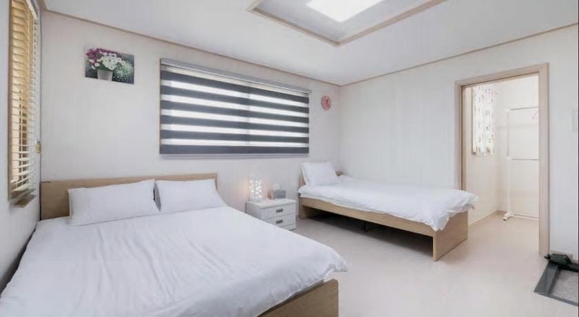 Hub Guesthouse Bed and Breakfast in Gyeonggi-do