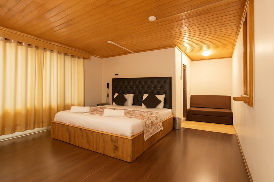 Kashmir house pahalgam Hotel in Punjab