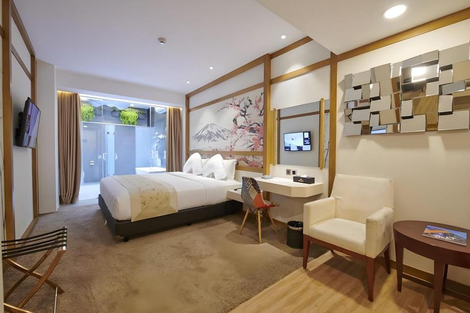 Verse Luxe Hotel Wahid Hasyim Hotel in Jakarta