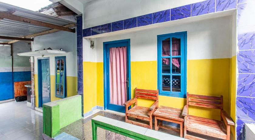 Hotel O Kawi Homestay Hotel in West Praya