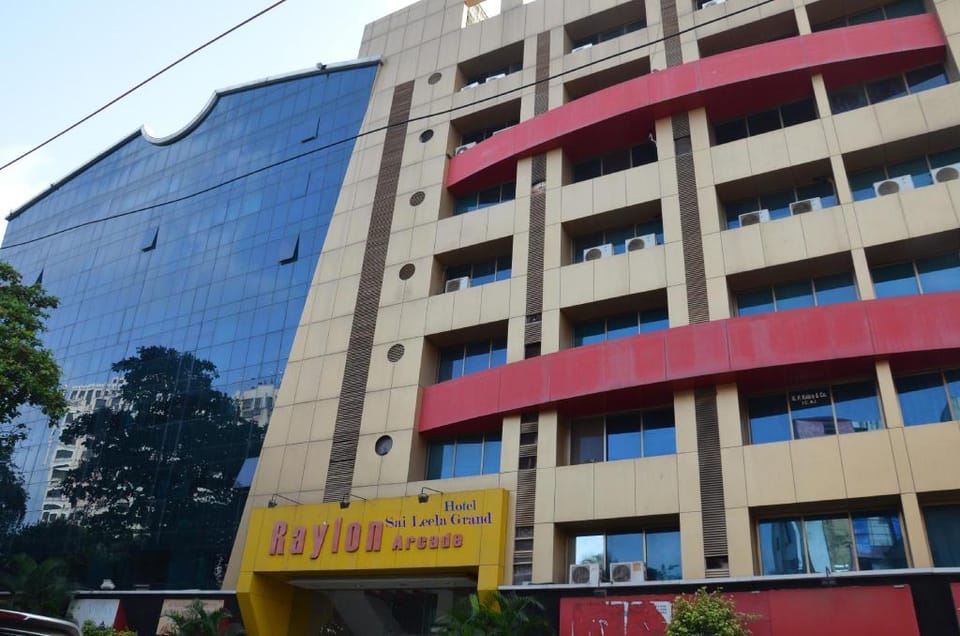 SAI LEELA GRAND Hotel in Mumbai