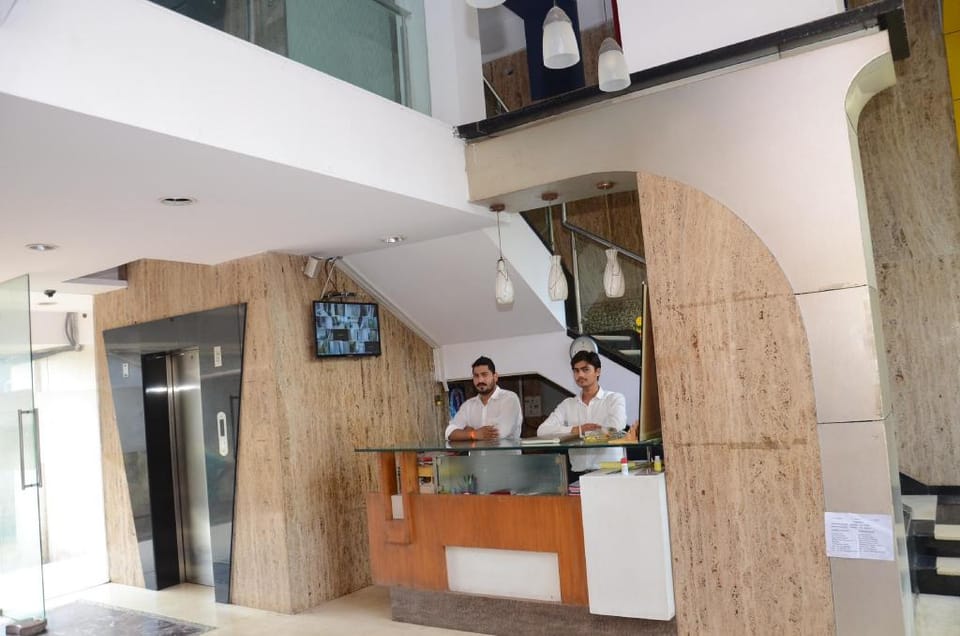 SAI LEELA GRAND Hotel in Mumbai