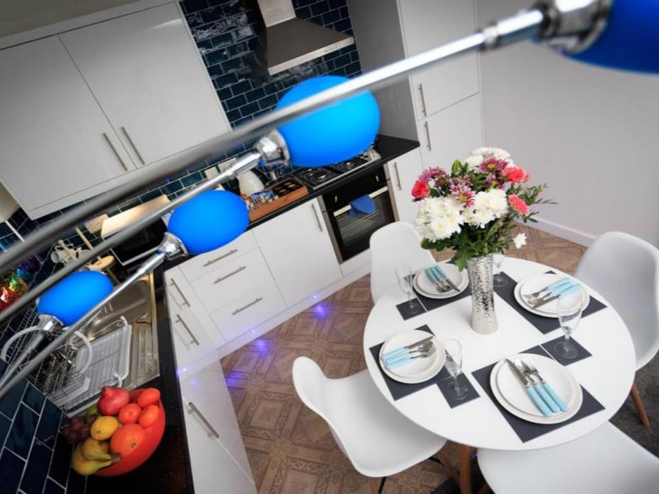 Live in Leeds Grange Apartments Apartment in Leeds