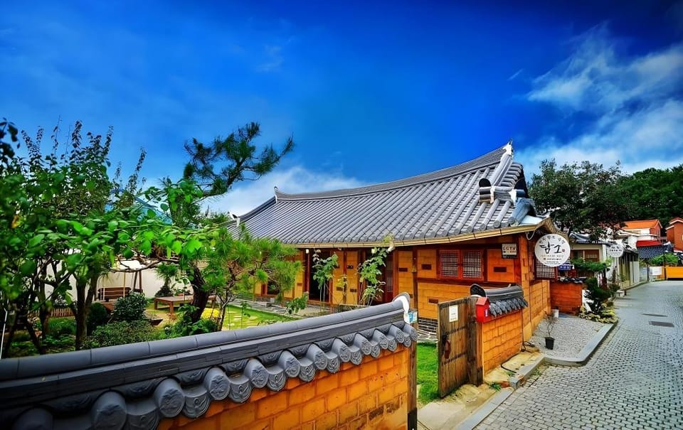 Jeonju Hanok Maeul Damso Bed and Breakfast in South Korea