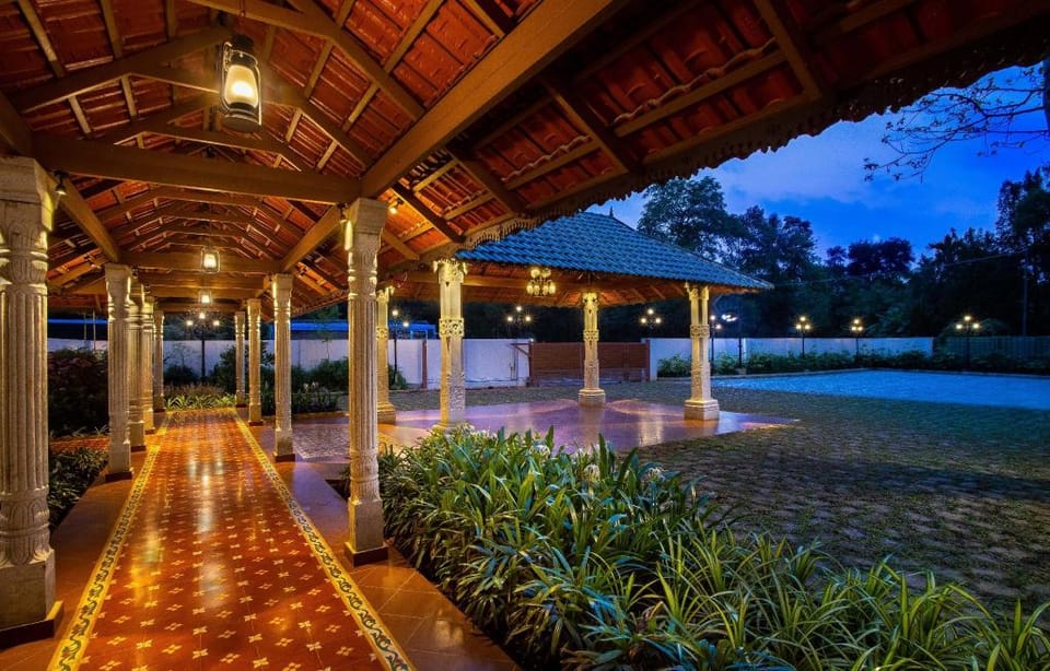 Cyrus Lake Haven Resort in Kerala