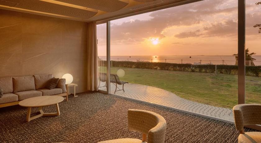 KAMENOI HOTEL AWAJISHIMA Hotel in Hyogo Prefecture