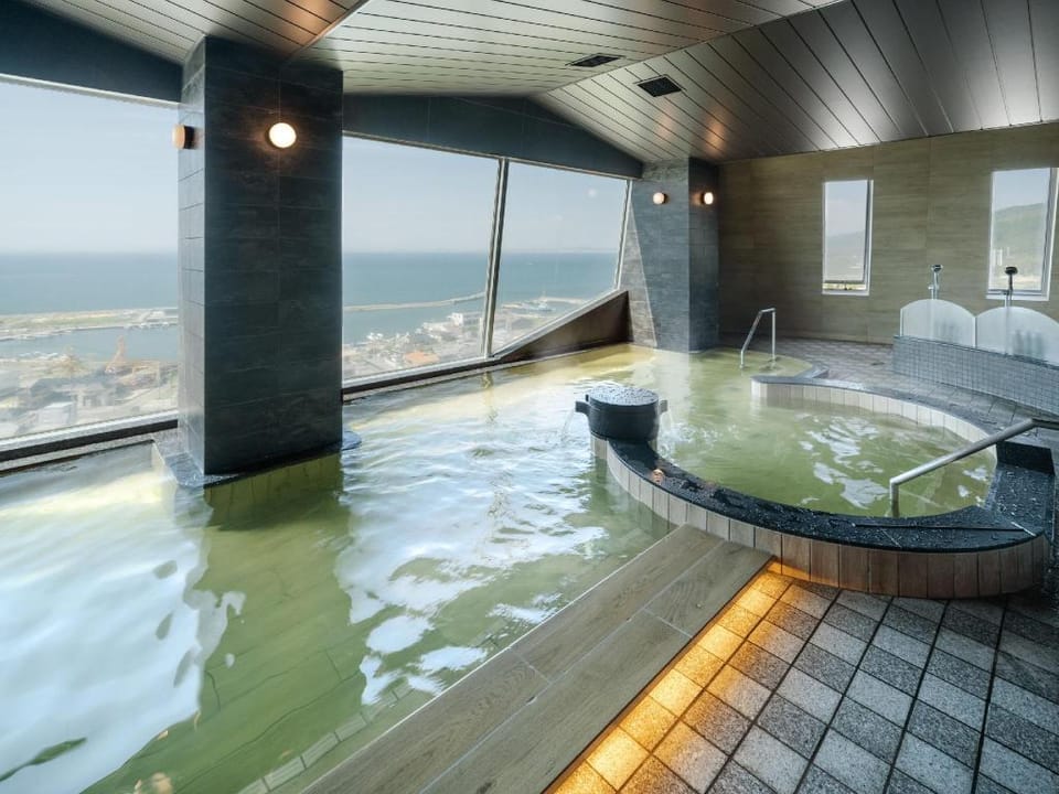 KAMENOI HOTEL AWAJISHIMA Hotel in Hyogo Prefecture