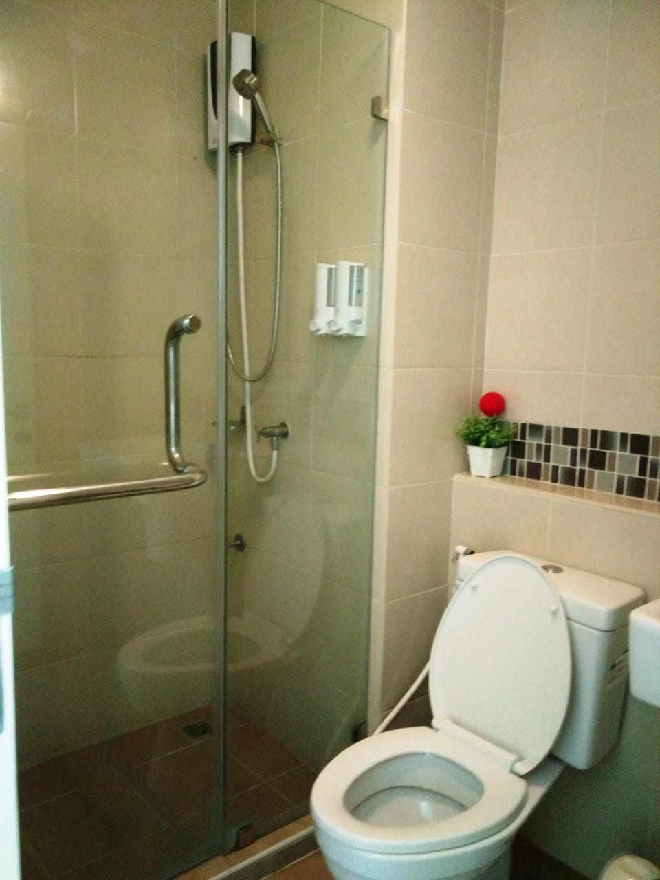 Condo Ban Thew Lom by Jenny Apartment in Thailand