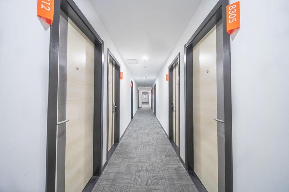 Hi Inn Shanghai Jiading New City Baiyin Road Metro Station Hotel Hotel in Shanghai