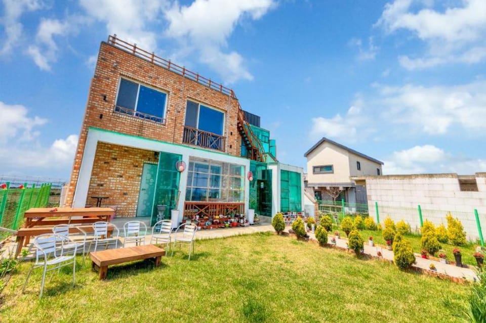Jeju Skysea pension Bed and Breakfast in South Korea