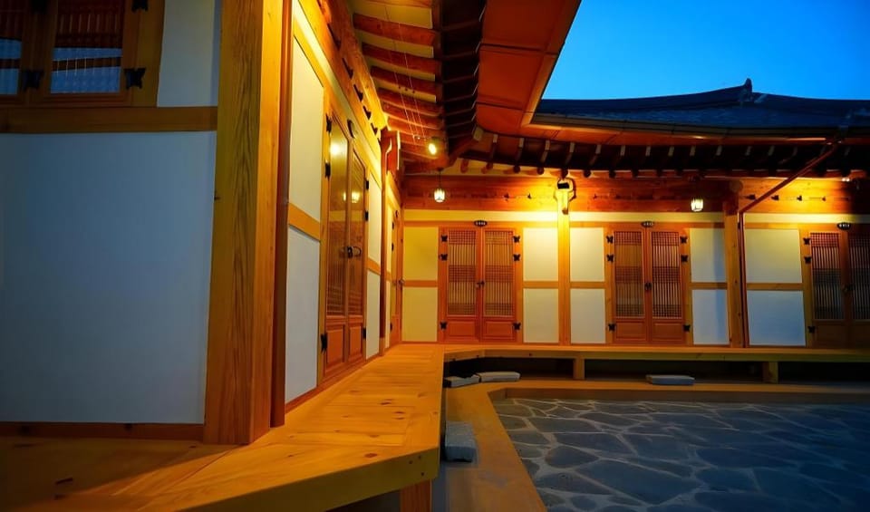 Jeonju Hanok Sukbak Chaehumgwan Bed and Breakfast in South Korea