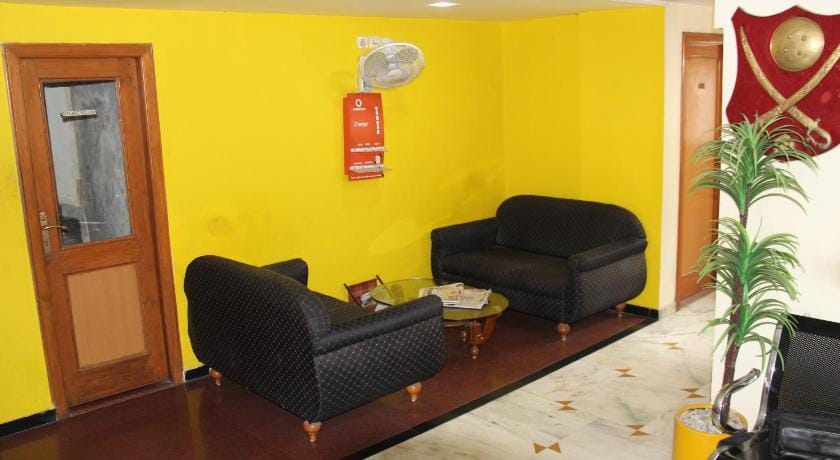 Hotel Shertown Hotel in Ahmedabad