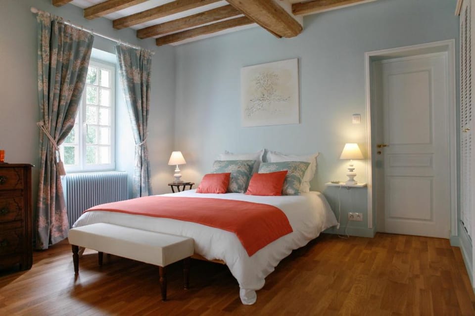 Le Bas Manoir - Chambres d'Hôtes Bed and Breakfast in Normandy