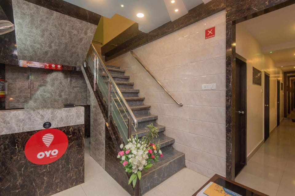 Hotel O Golden Nest Near Chhatrapati Shivaji International Airport Hotel in Mumbai