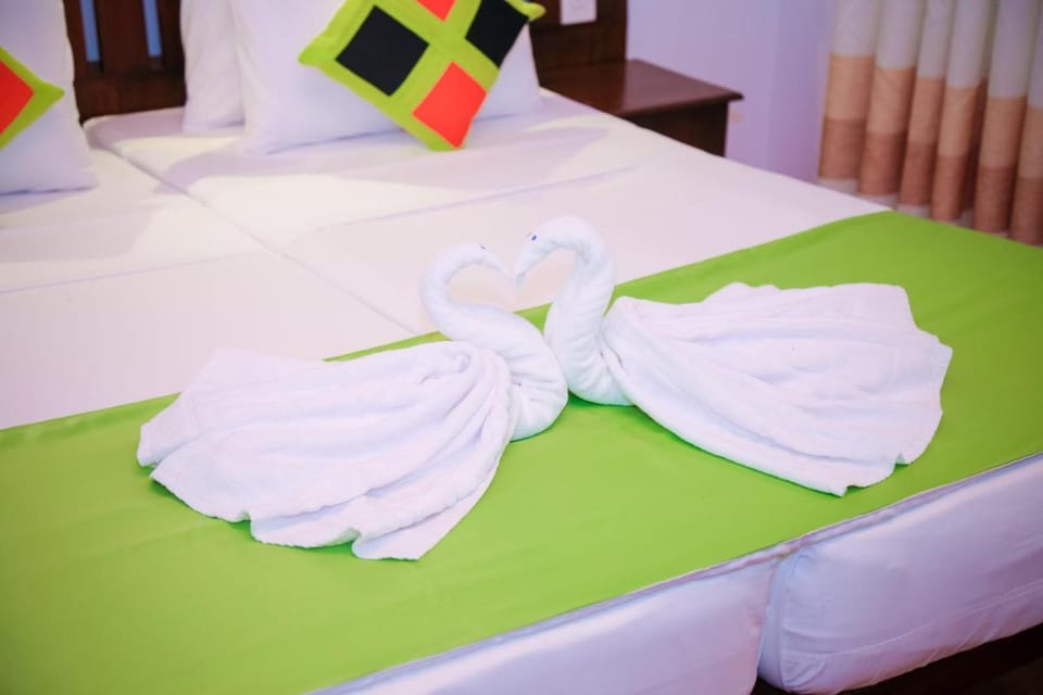 Cozy Sea view Inn Bed and Breakfast in Hikkaduwa