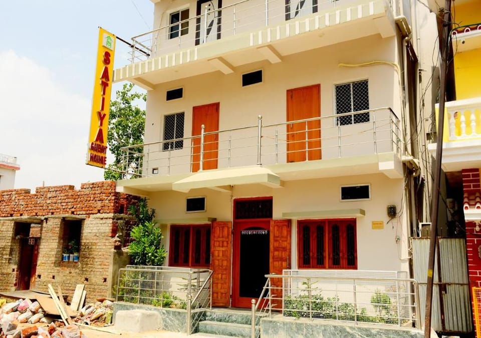 Satiya Guest House Bed and Breakfast in India