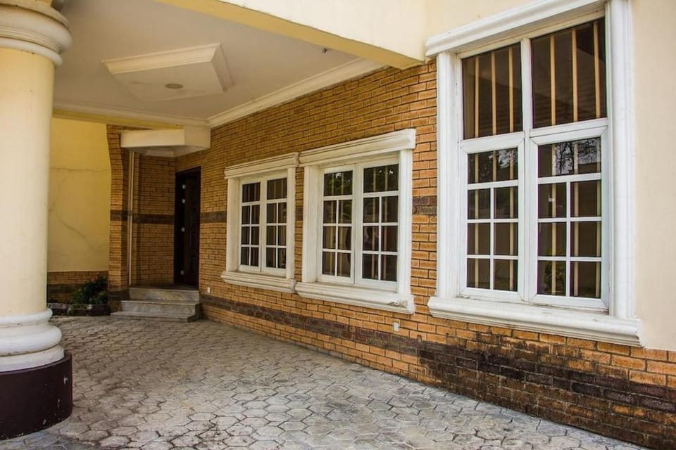 Chelsea Suites Limited Annex Hotel in Lagos