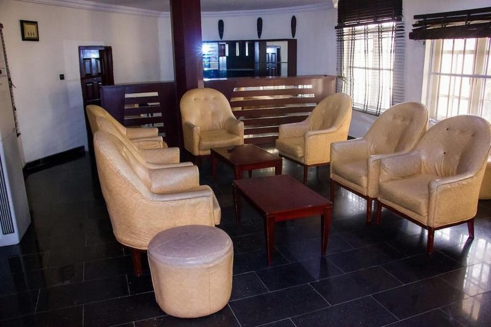 Chelsea Suites Limited Annex Hotel in Lagos