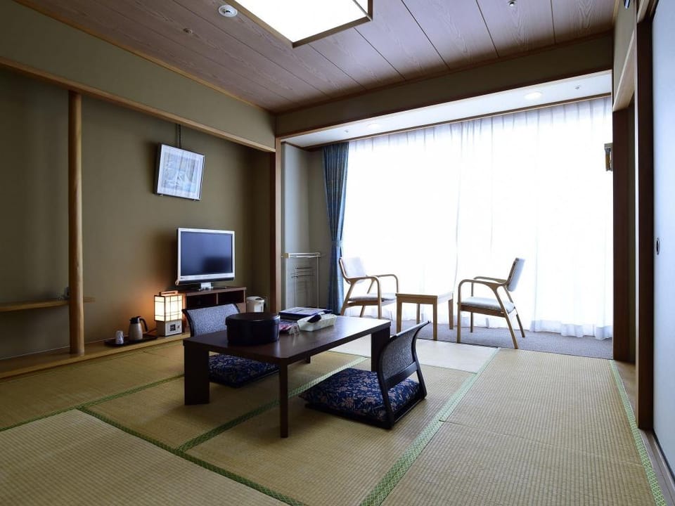 KAMENOI HOTEL SETOUCHI HIKARI Hotel in Japan