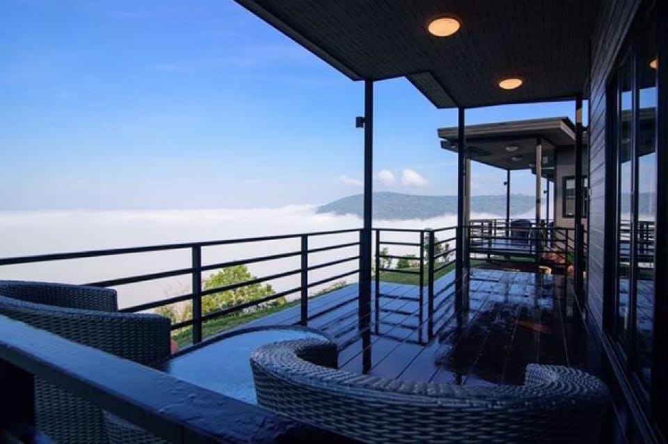180 All Day All Season Hotel in Laos
