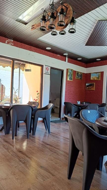 Cottage Ananda Hotel in Uttarakhand